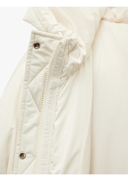 Fermuarlı Uzun Kollu Su Itici Kapüşonlu Anorak Şişme Spor Mont