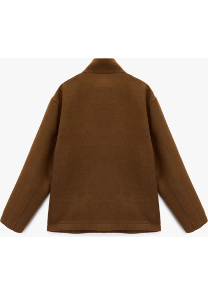 Regular Fit Kapaklı Cepli Düğmeli Dik Yaka Kaşe Ceket fiyatları