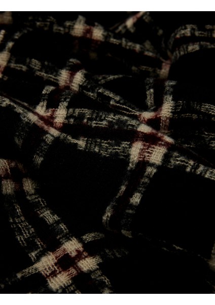 Püsküllü Ekoseli Uzun Atkı modelleri