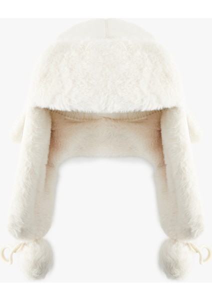 Ponpon Detaylı Peluş Pilot Şapka