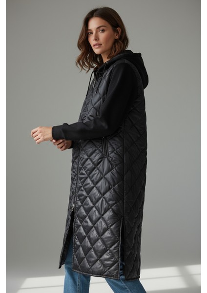 Kadın Önü Fermuarlı Yanlardan Cepli Kapşonlu Kapitone Kap indirimleri