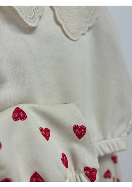 Kız Çocuk Yakalı Kalp Desenli Takım indirimleri