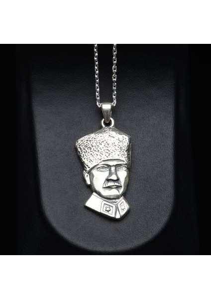 542 Kalpaklı Atatürk Gümüş Kolye