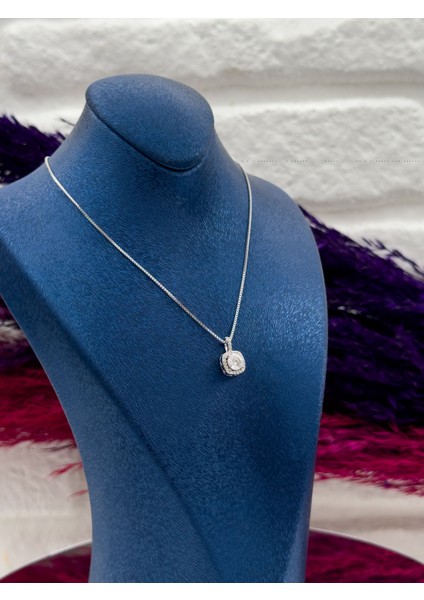 925 Ayar Gümüş Mosanite Taşlı Özel Tasarım Lüks Kadın Kolye modelleri