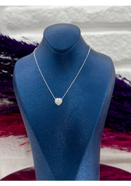 925 Ayar Gümüş Tektaş Kalpli Desenli Popüler Kadın Kolye modelleri