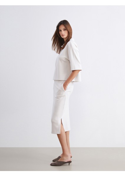 Beli Lastikli Yırtmaçlı Etek