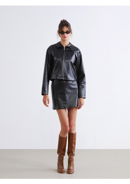 Beli Fermuarlı Deri Görünümlü Mini Etek