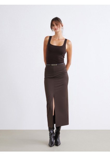 Beli Fermuarlı Yırtmaçlı Etek