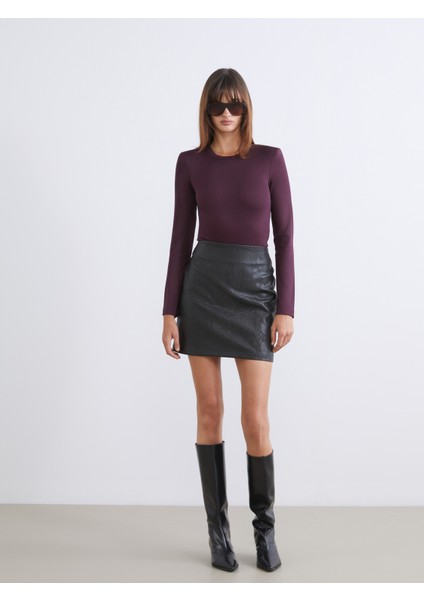 Beli Fermuarlı Deri Görünümlü Mini Etek