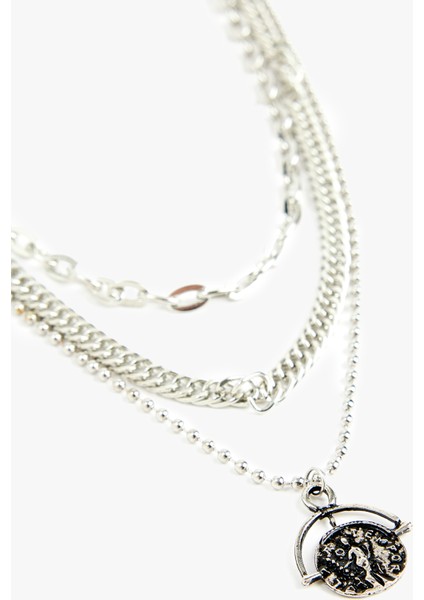 Charm Detaylı Çoklu Zincir Kolye modelleri