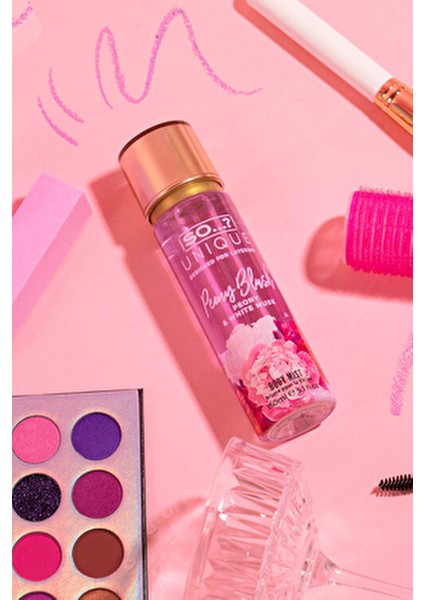 Unique Peony Blush Vücut Spreyi Bergamot ve Yasemin Notalarıyla 150 ml Vegan Ürün