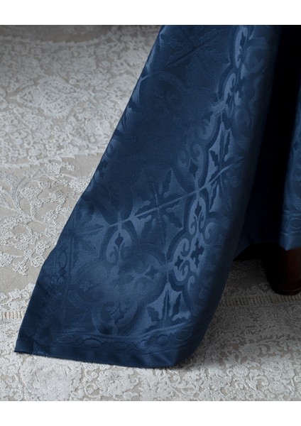 Pradines Masa Örtüsü - Lacivert - 160X230 cm fırsatları
