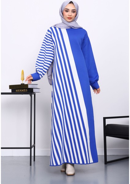 Saks Mavi Çizgili Triko Elbise