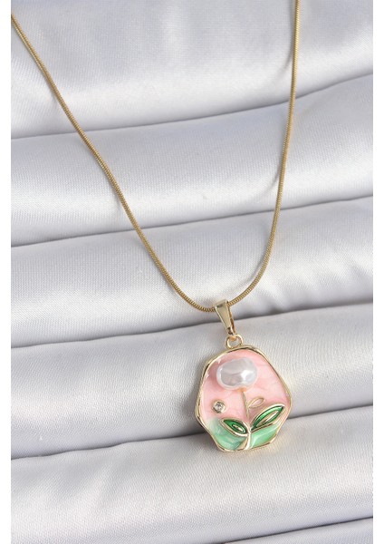 316L Çelik Gold Renk Zincir Pembe Çiçek Işlemeli Inci Detay Portre Model Kadın Kolye fiyatları