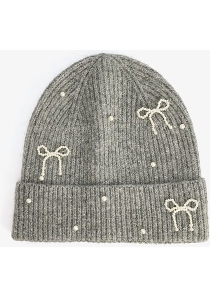 Gri Melanj Fiyonklu Bere