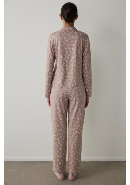 Bej Flower Time Gömlek Yaka Pamuklu Uzun Kollu Pijama Takımı fırsatları