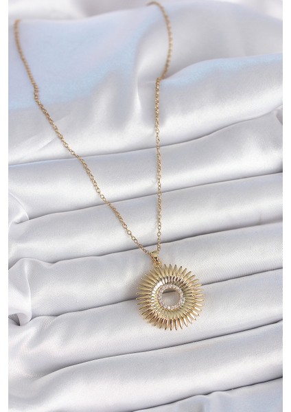 316L Çelik Gold Renk Zincir Zirkon Taşlı Nova Yıldız Model Kadın Kolye