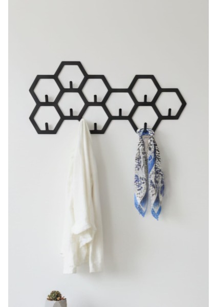 Farklı Desenli Siyah Metal Duvar Askısı | Modern & Tarz Ev Aksesuarları