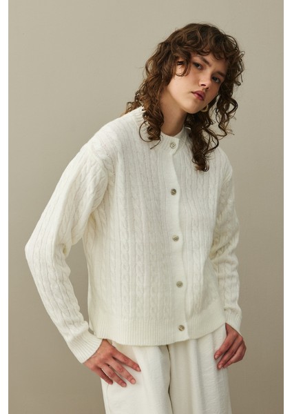 Saç Örgü Crop Hırka Ekru modelleri