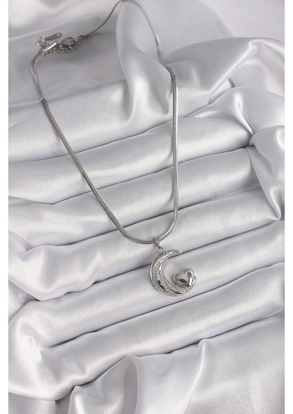 316L Çelik Gümüş Renk Italyan Zincir Zirkon Taşlı Halil Figür Kalp Detay Kadın Kolye