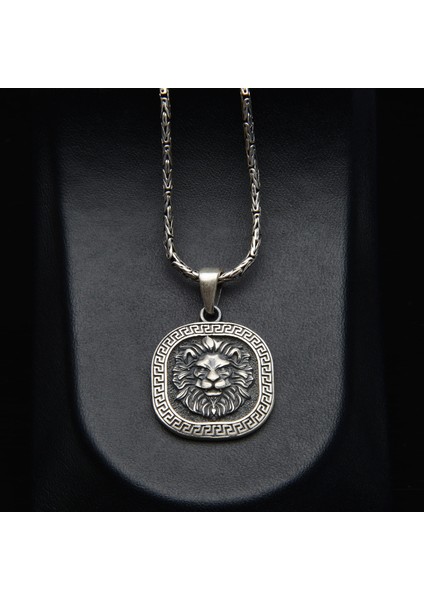 551 Aslan Başı Gümüş Kolye