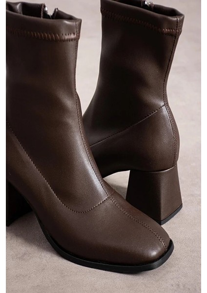 Topuklu Kadın Streç Bot Kahve modelleri