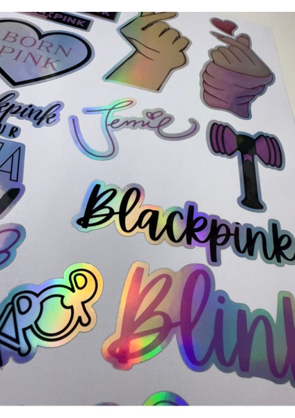 Blackpınk K-Pop Hologram Sticker Seti (17 Parça) – Laptop, Defter, Telefon Için Etiket