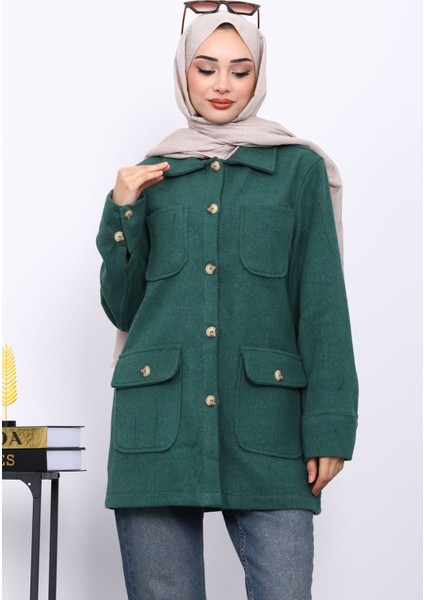 Yeşil Cepli Düğmeli Kaşe Ceket