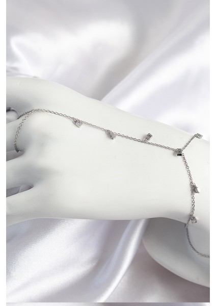 Pirinç Zirkon Taşlı Sallantılı Model Gümüş Renk Kadın Şahmeran