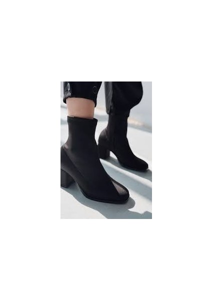 Topuklu Kadın Streç Bot Siyaha Siyah fırsatları