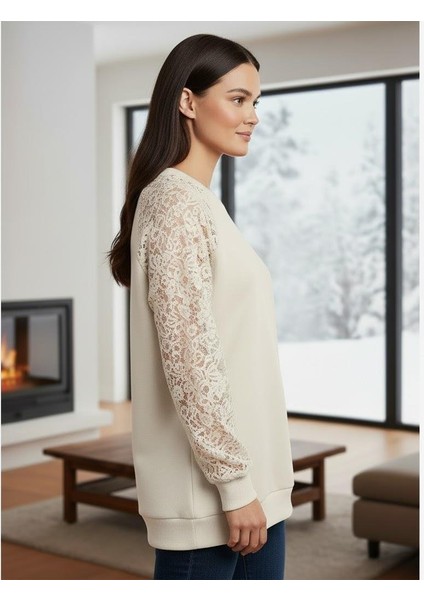 Ekru Dantel Detaylı Sweatshirt – Şık ve Rahat Günlük Kadın Üst – Yumuşak Kumaş fiyatları