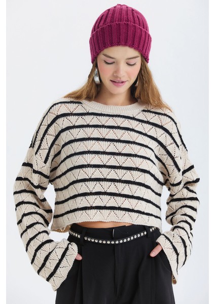 Zımbalı Ince Kemer Siyah