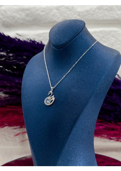 925 Ayar Gümüş Mistik Topaz Taşlı Kuğu Modeli Zarif Kadın Kolye fiyatları