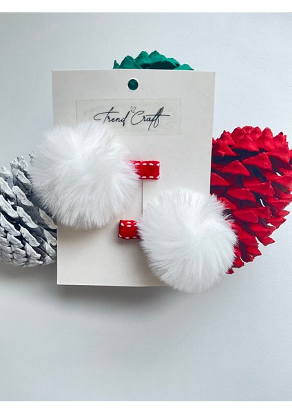 Beyaz Ponponlu 2’li Klips Toka