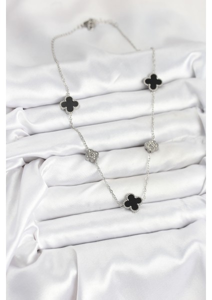 316L Çelik Zincir Gümüş Renk Siyah ve Zirkon Taşlı Yonca Kadın Kolye