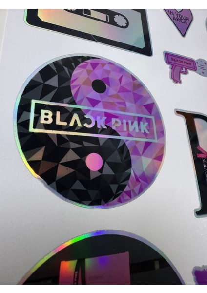 Blackpınk K-Pop Hologram Sticker Seti (14 Parça) – Laptop, Defter, Telefon Için Etiket