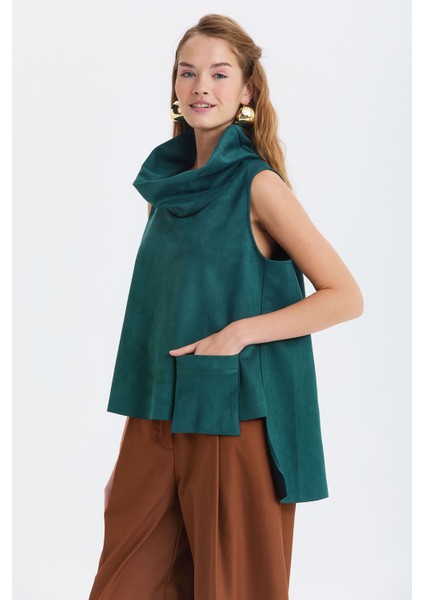 Asimetrik Yaka Detaylı Süet Bluz Yeşil fırsatları