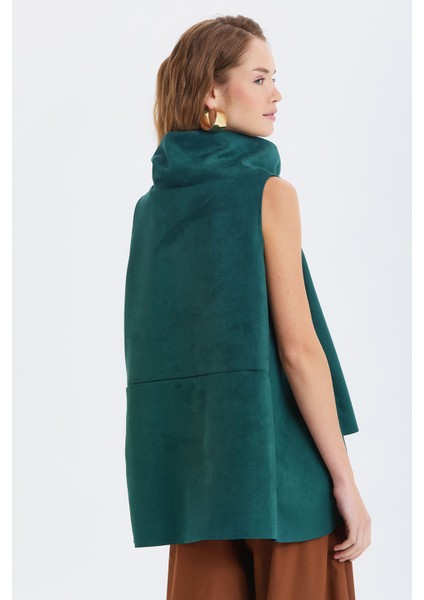 Asimetrik Yaka Detaylı Süet Bluz Yeşil indirimleri