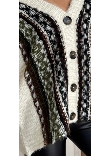 Ekru Etnik Desen Örme Hırka modelleri