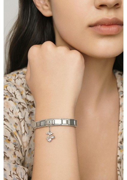 Çelik Figür Sallantılı Nomi Charm