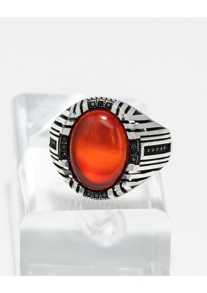 Modern Desenli Kırmızı Akik Taşlı 925 Ayar Gümüş Erkek Yüzük – Güç ve Asaletin Simgesi fiyatları