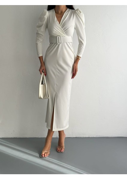 Ön Yırtmaç Detay Elbise