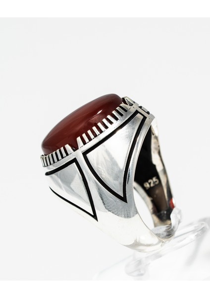 Desenli Kırmızı Akik Taşlı 925 Ayar Gümüş Erkek Yüzük – Güç ve Asaletin Simgesi fırsatları