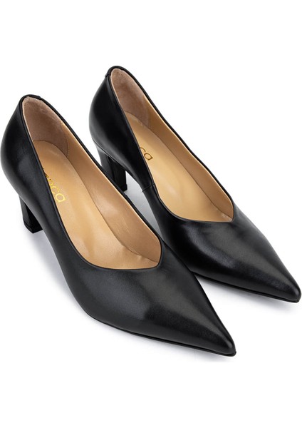 Kadın Hakiki Deri Siyah Deri Topuklu Ayakkabı 594 6308 Bn Ayk SK25-26 Sıyah Dr fiyatları