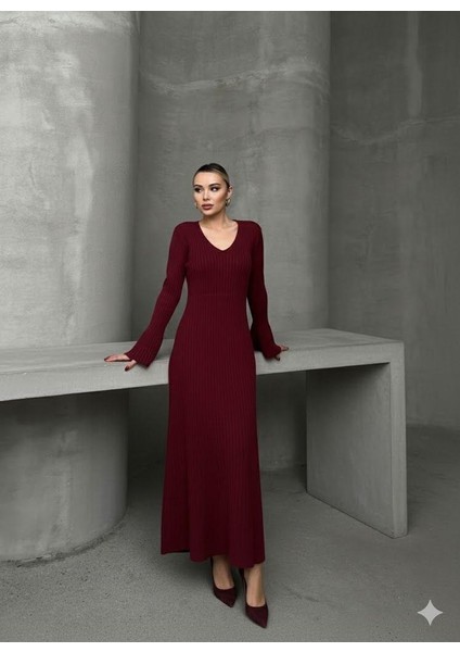 Ince Bel V Yaka Maxi Triko Elbise fiyatları