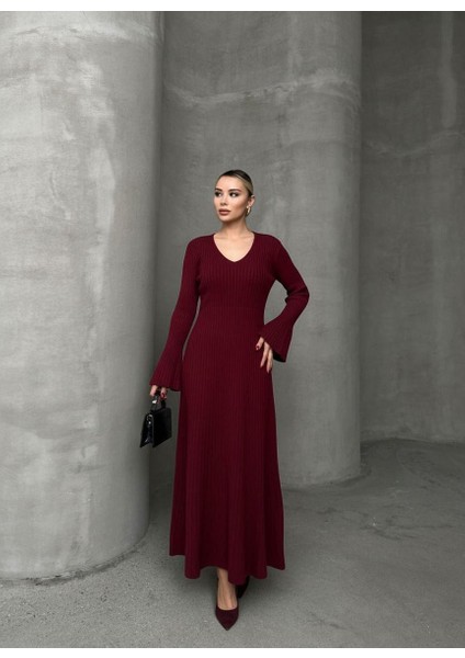 Ince Bel V Yaka Maxi Triko Elbise modelleri
