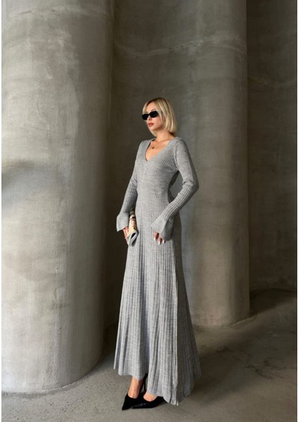 Ince Bel V Yaka Maxi Triko Elbise