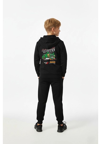 Fermuarlı Racing Araba Baskı Detaylı Kapüşonlu Erkek Çocuk Eşofman Takımı modelleri