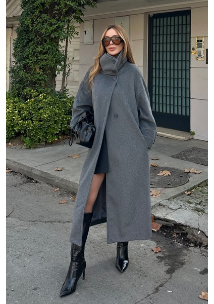 Gri Vittoria Düğmeli Yaka Kaban - 2511
