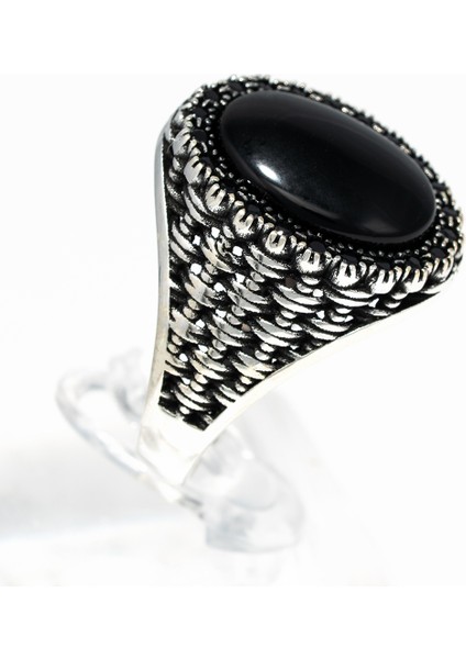 Klasik Desenli Siyah Oniks Taşlı 925 Ayar Gümüş Erkek Yüzük – Güç ve Asaletin Simgesi modelleri
